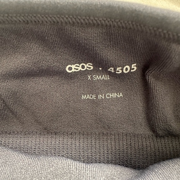 ASOS Ribbed Active Sports Bra & Shorts Set - Picture 2 of 5